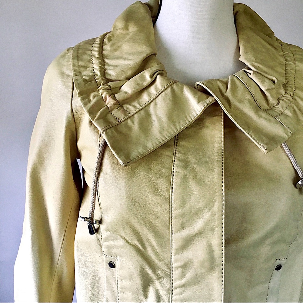 NWT Danier Cream Leather Jacket